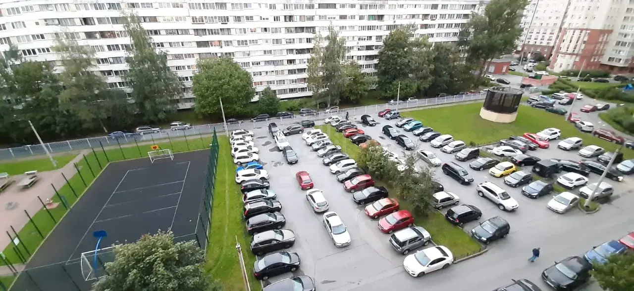 однокомнатная квартира в Санкт-Петербурге по адресу: Коломяжский проспект, 20