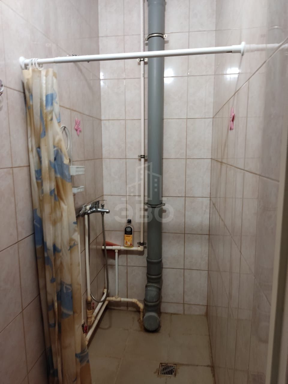 комната в Санкт-Петербурге по адресу: Среднеохтинский проспект, 33