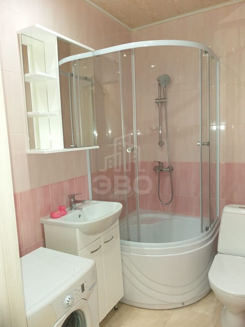 однокомнатная квартира в Санкт-Петербурге по адресу: Валдайская ул., 1