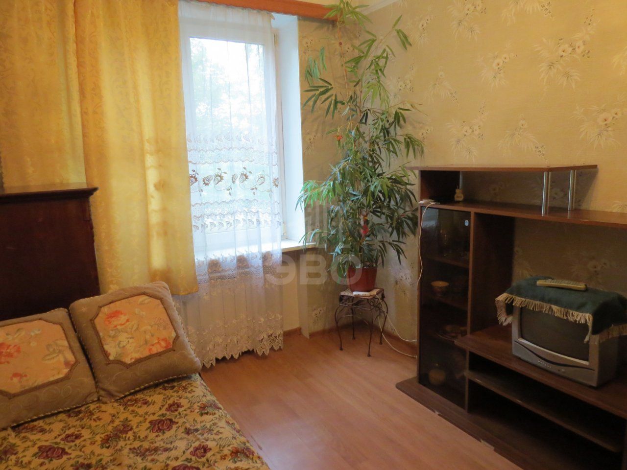 комната в Санкт-Петербурге по адресу: Юрия Гагарина проспект, 46