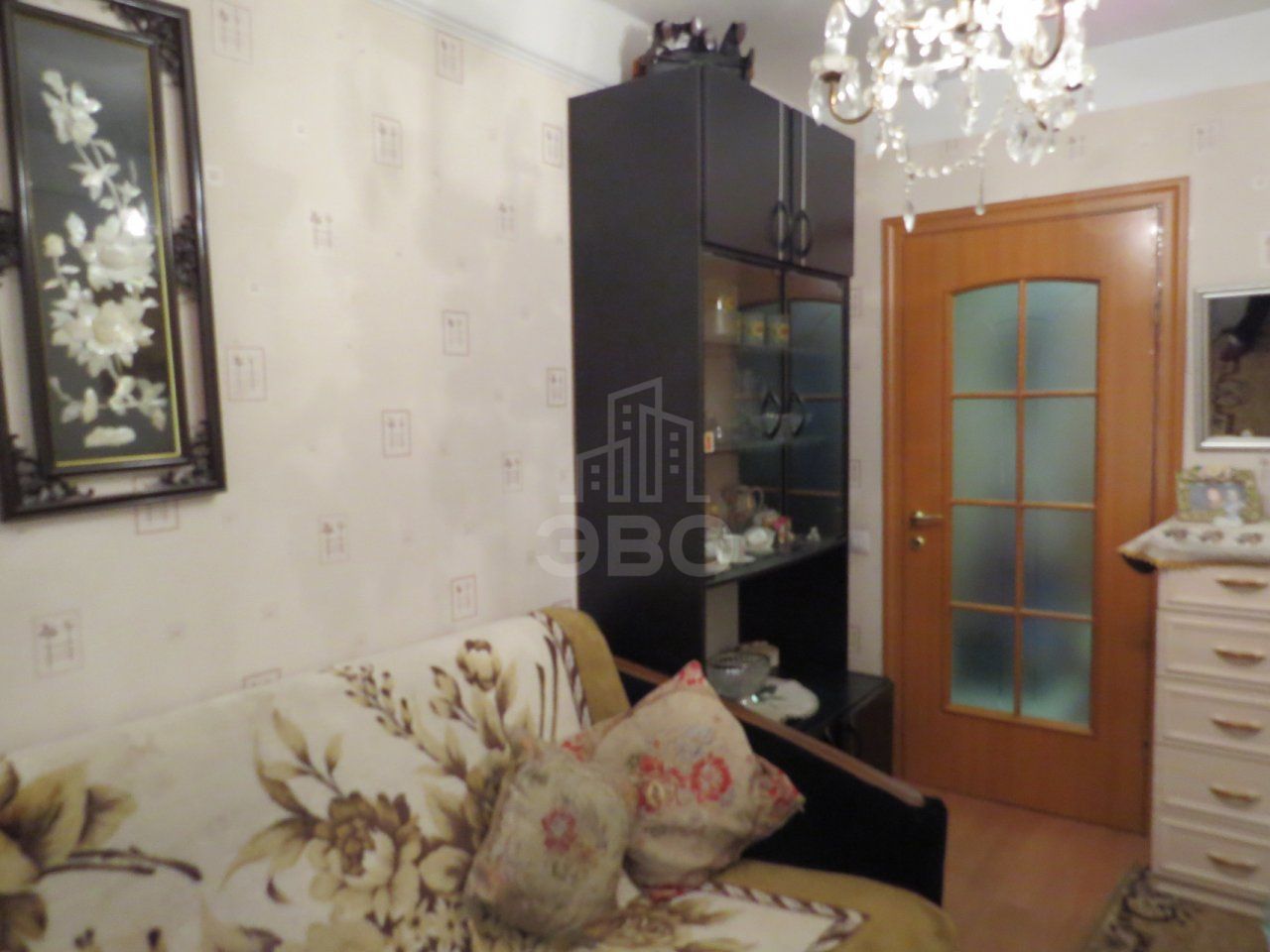 комната в Санкт-Петербурге по адресу: Юрия Гагарина проспект, 46