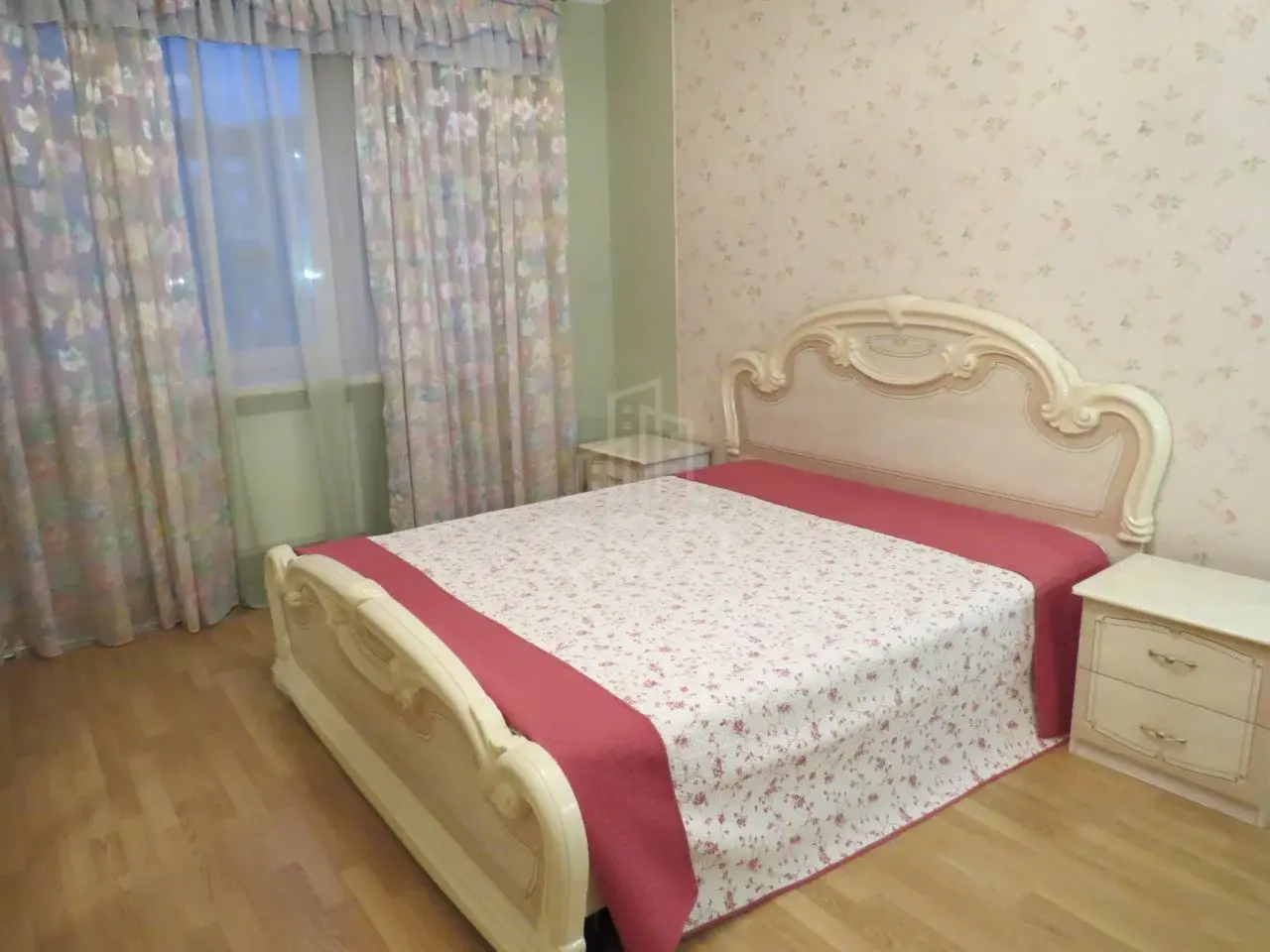 трехкомнатная квартира в Санкт-Петербурге по адресу: Джона Рида ул., 8