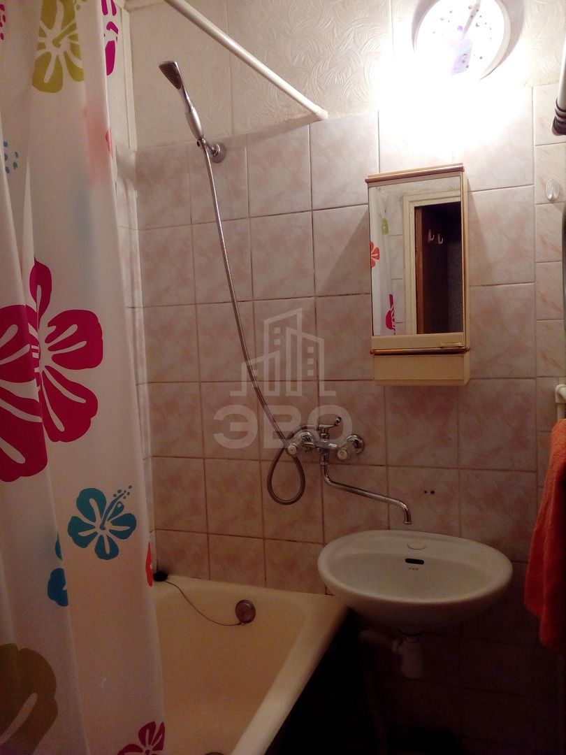 однокомнатная квартира в Санкт-Петербурге по адресу: Учительская ул., 12