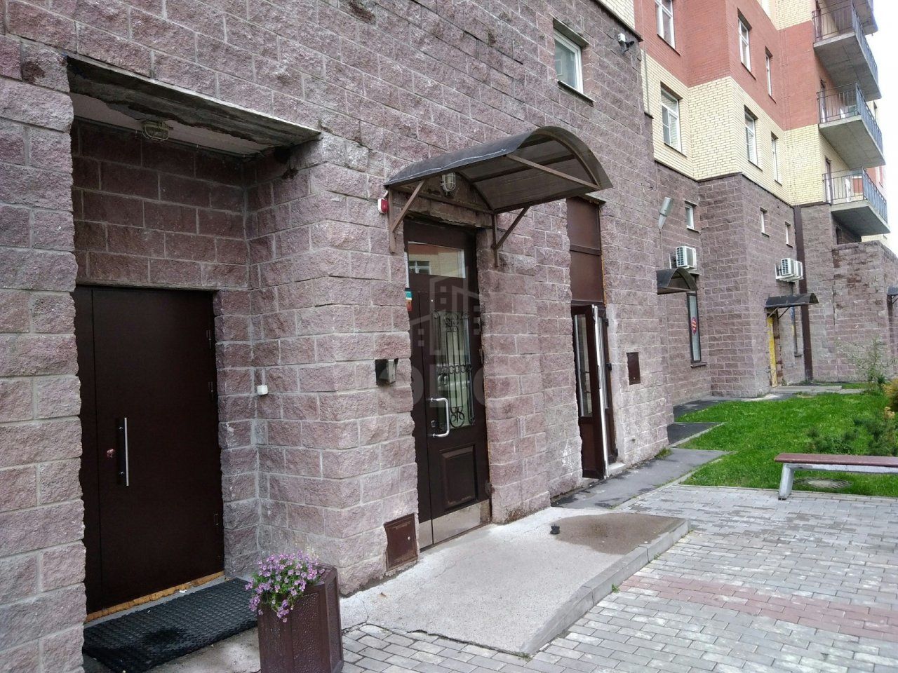 двухкомнатная квартира в Санкт-Петербурге по адресу: Бухарестская ул., 80