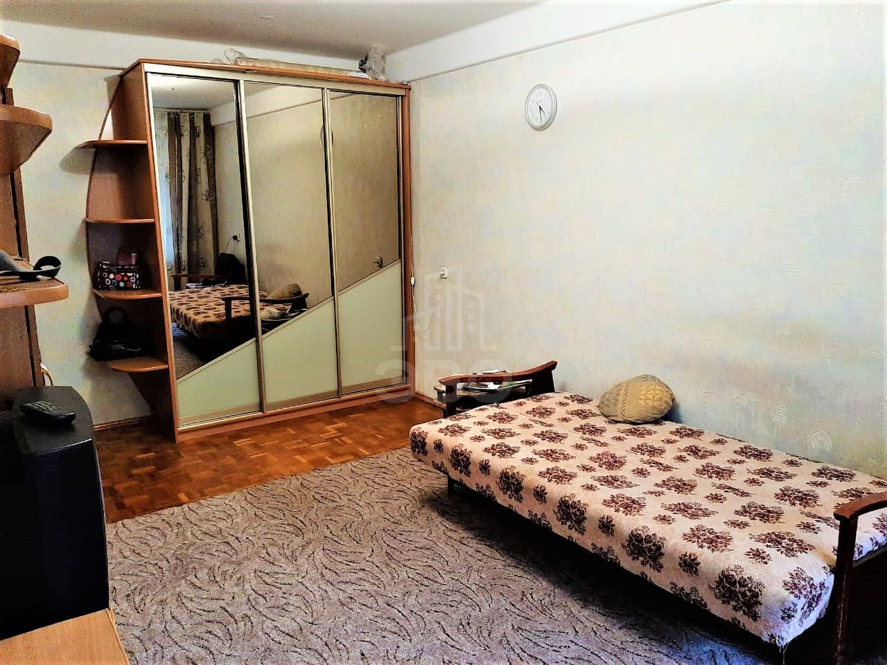 комната в Санкт-Петербурге по адресу: Художников проспект, 5, к 1