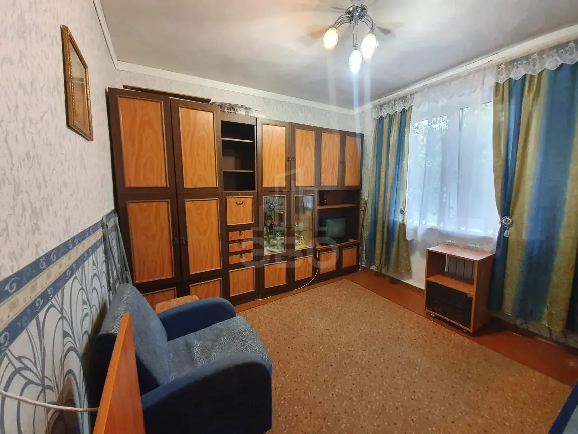 комната в Санкт-Петербурге по адресу: Танкиста Хрустицкого ул., 90