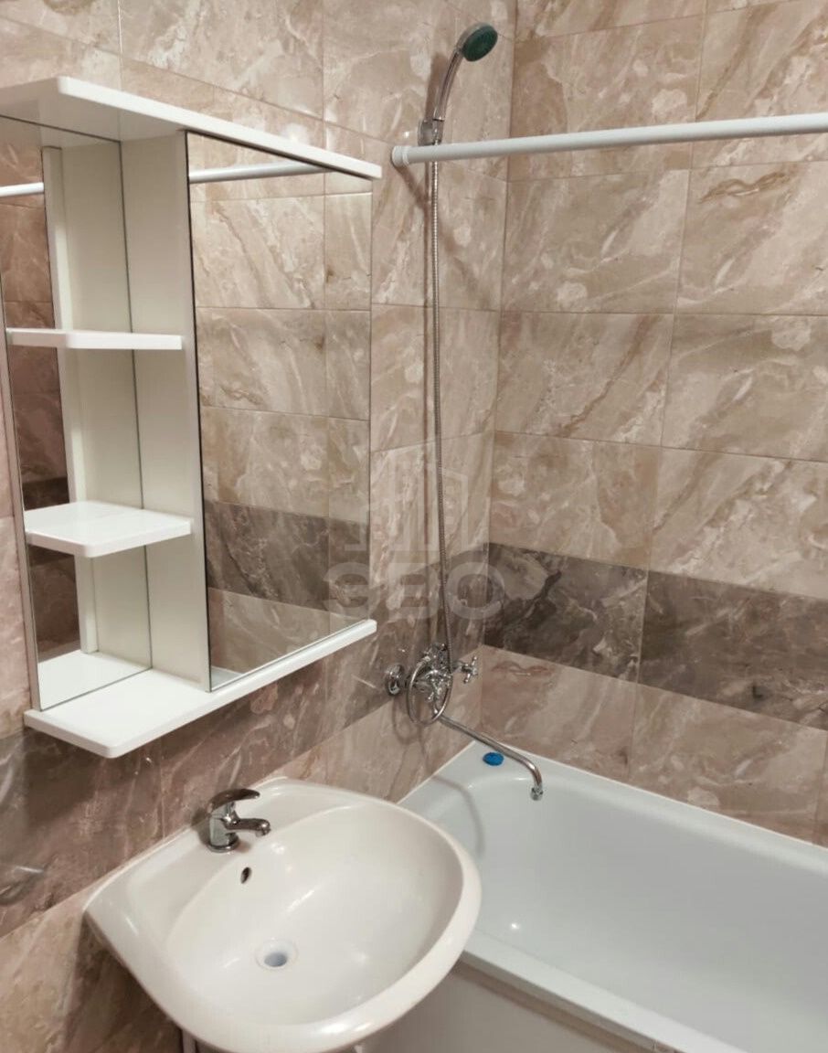 однокомнатная квартира в Санкт-Петербурге по адресу: Головнина б-р., 10, к 1