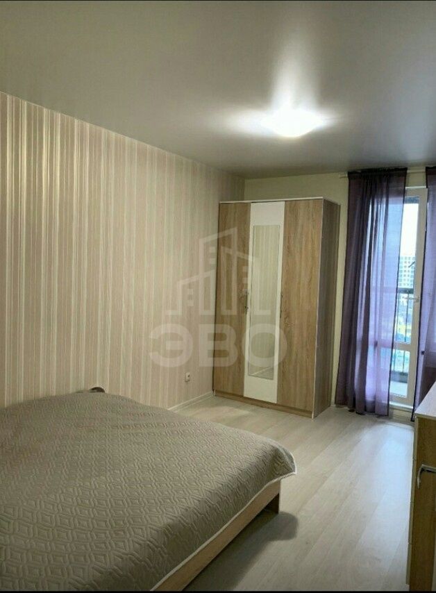 трехкомнатная квартира в Санкт-Петербурге по адресу: Головнина б-р., 10, к 1