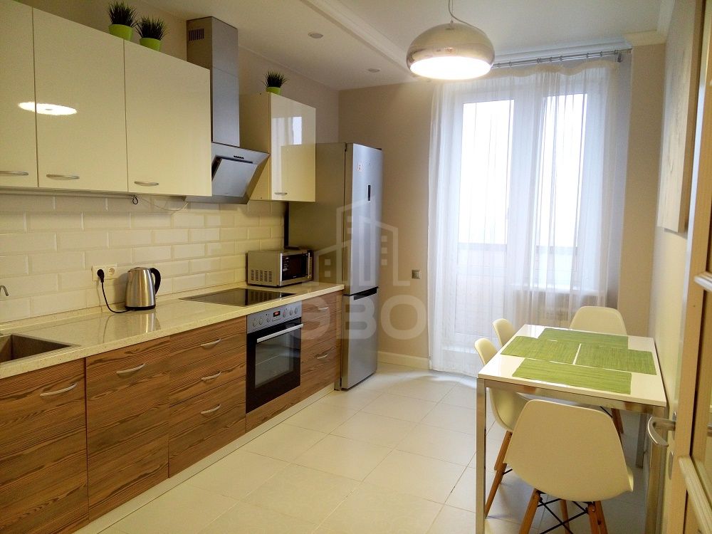 трехкомнатная квартира в Санкт-Петербурге по адресу: Ленинский проспект, 149, к 1