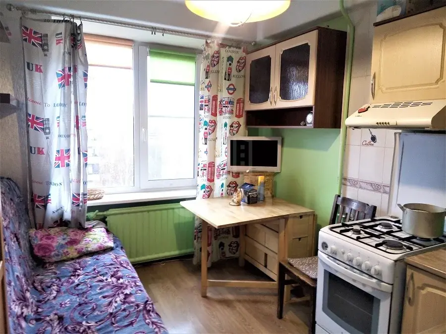 однокомнатная квартира в Санкт-Петербурге по адресу: Тельмана ул., 40