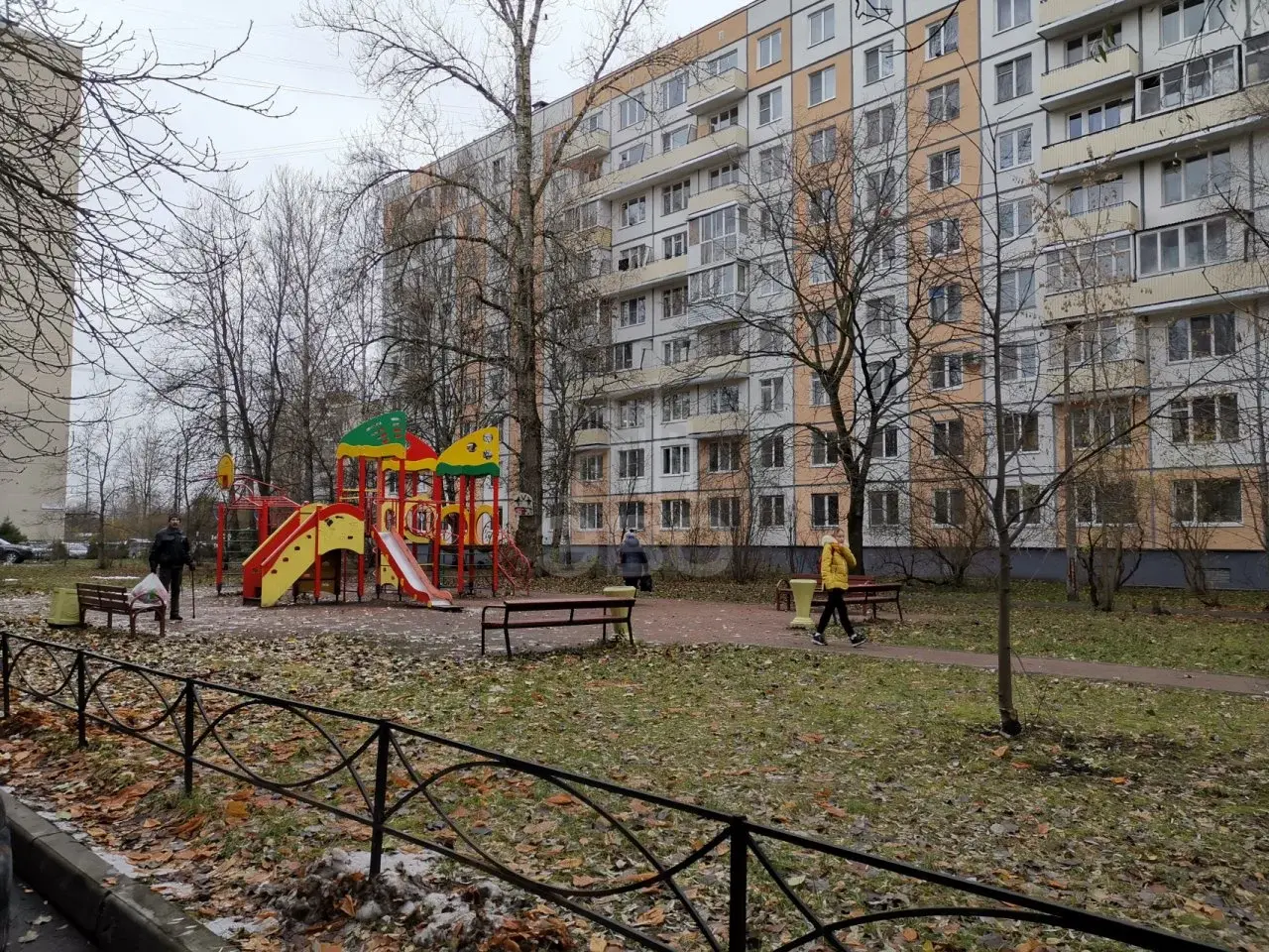трехкомнатная квартира в Санкт-Петербурге по адресу: Энергетиков проспект, 52
