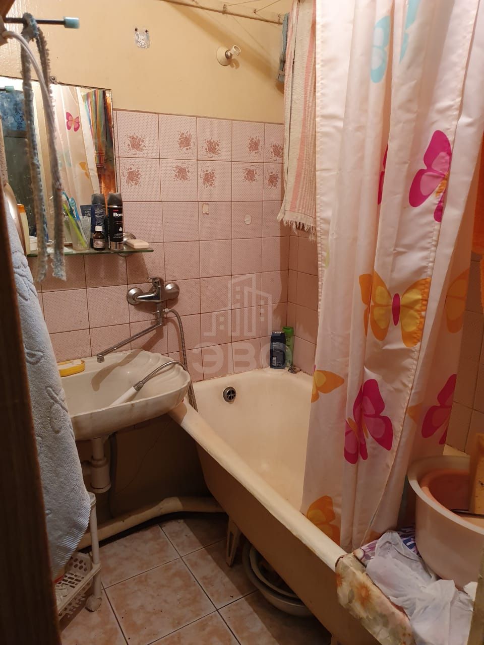 комната в Санкт-Петербурге по адресу: Ярослава Гашека ул., 4, к 1