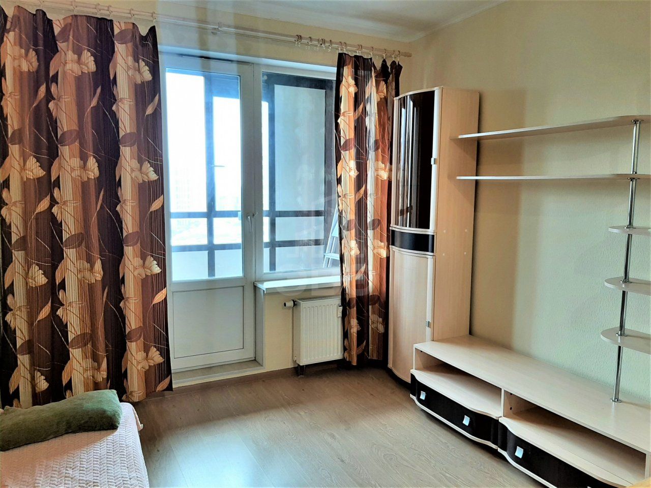 однокомнатная квартира в Санкт-Петербурге по адресу: Комендантский проспект, 64, к 1