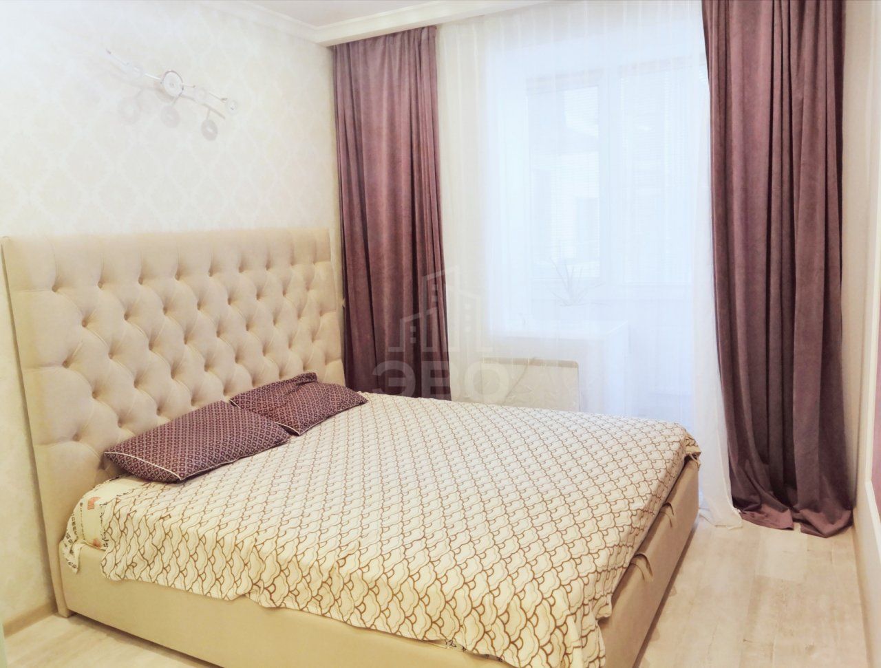 двухкомнатная квартира в Санкт-Петербурге по адресу: Репищева ул., 10, к 1