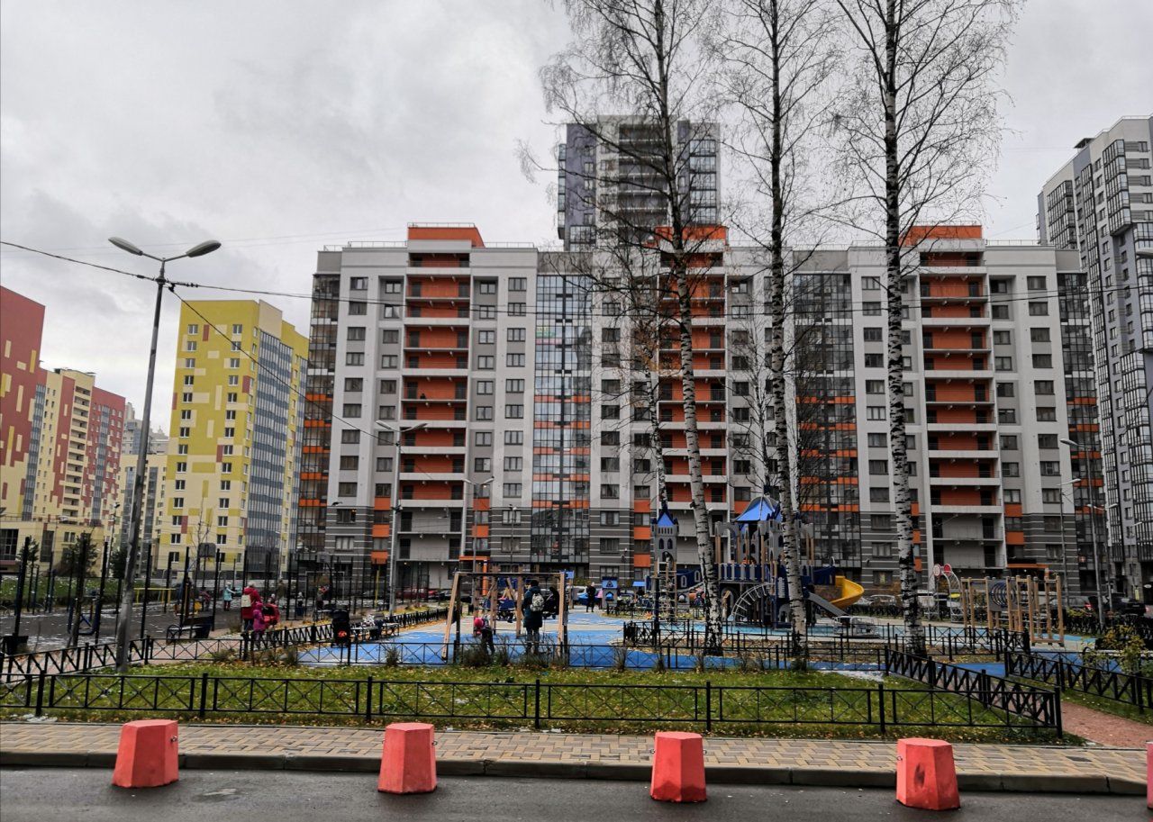 однокомнатная квартира в Санкт-Петербурге по адресу: Кушелевская дор., 3, к 2