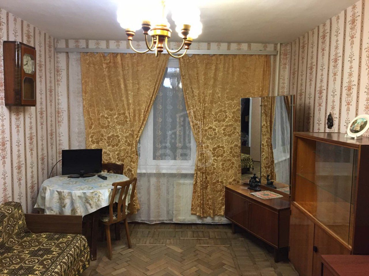 двухкомнатная квартира в Санкт-Петербурге по адресу: Славы проспект, 30, к 3