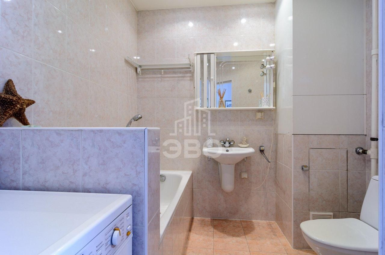 двухкомнатная квартира в Санкт-Петербурге по адресу: Среднегаванский проспект, 1