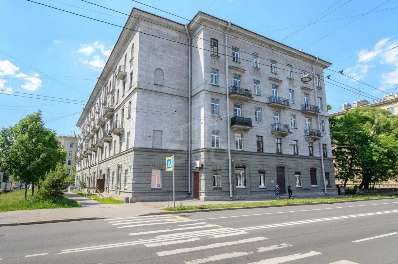 двухкомнатная квартира в Санкт-Петербурге по адресу: Среднегаванский проспект, 1