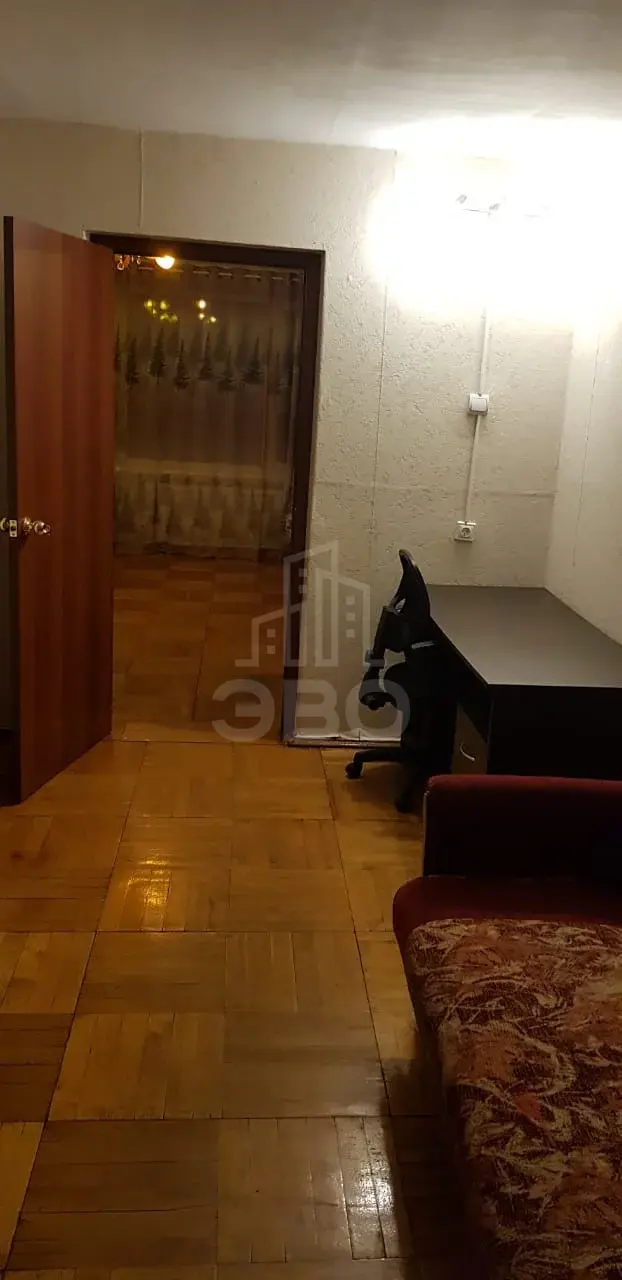 трехкомнатная квартира в Санкт-Петербурге по адресу: Есенина ул., 26, к 1