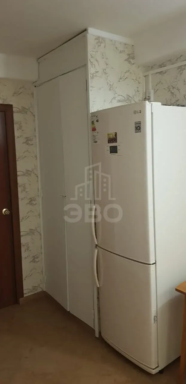трехкомнатная квартира в Санкт-Петербурге по адресу: Есенина ул., 26, к 1