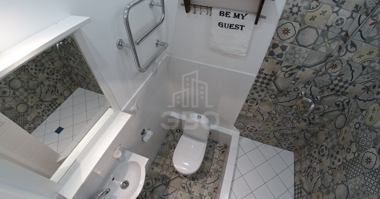 однокомнатная квартира в Санкт-Петербурге по адресу: Кременчугская ул., 17, к 3