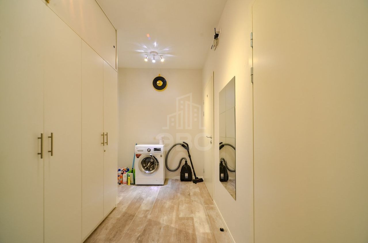 однокомнатная квартира в Санкт-Петербурге по адресу: Кременчугская ул., 17, к 3