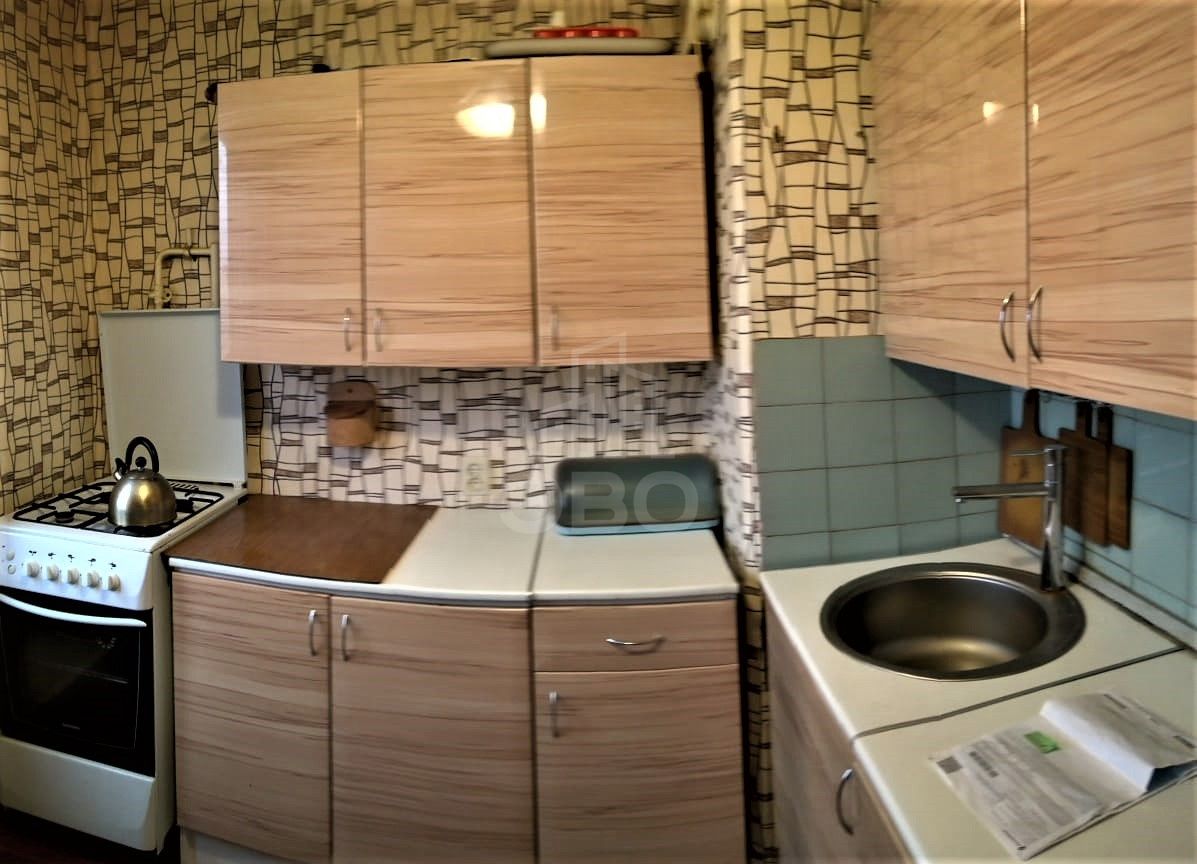 комната в Санкт-Петербурге по адресу: Художников проспект, 14