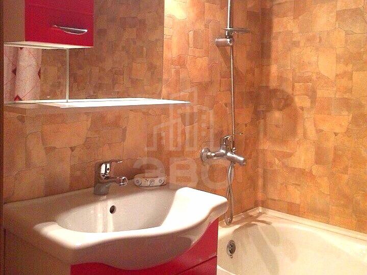 однокомнатная квартира в Санкт-Петербурге по адресу: Вавиловых ул., 7, к 4