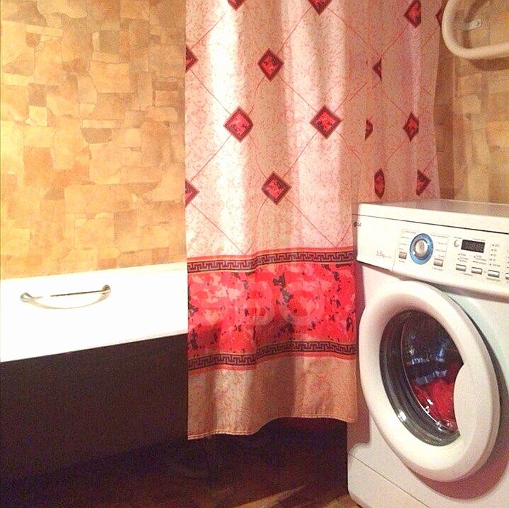 однокомнатная квартира в Санкт-Петербурге по адресу: Вавиловых ул., 7, к 4