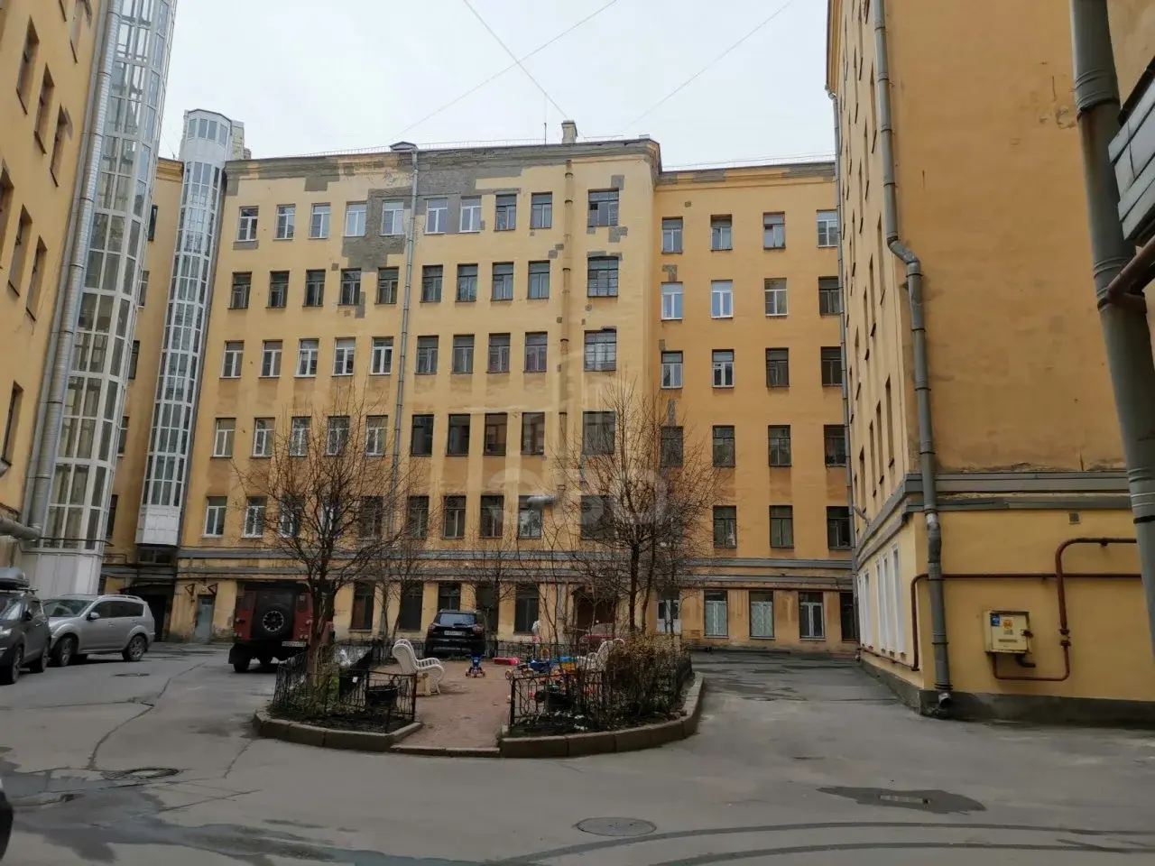 двухкомнатная квартира в Санкт-Петербурге по адресу: Лиговский проспект, 107