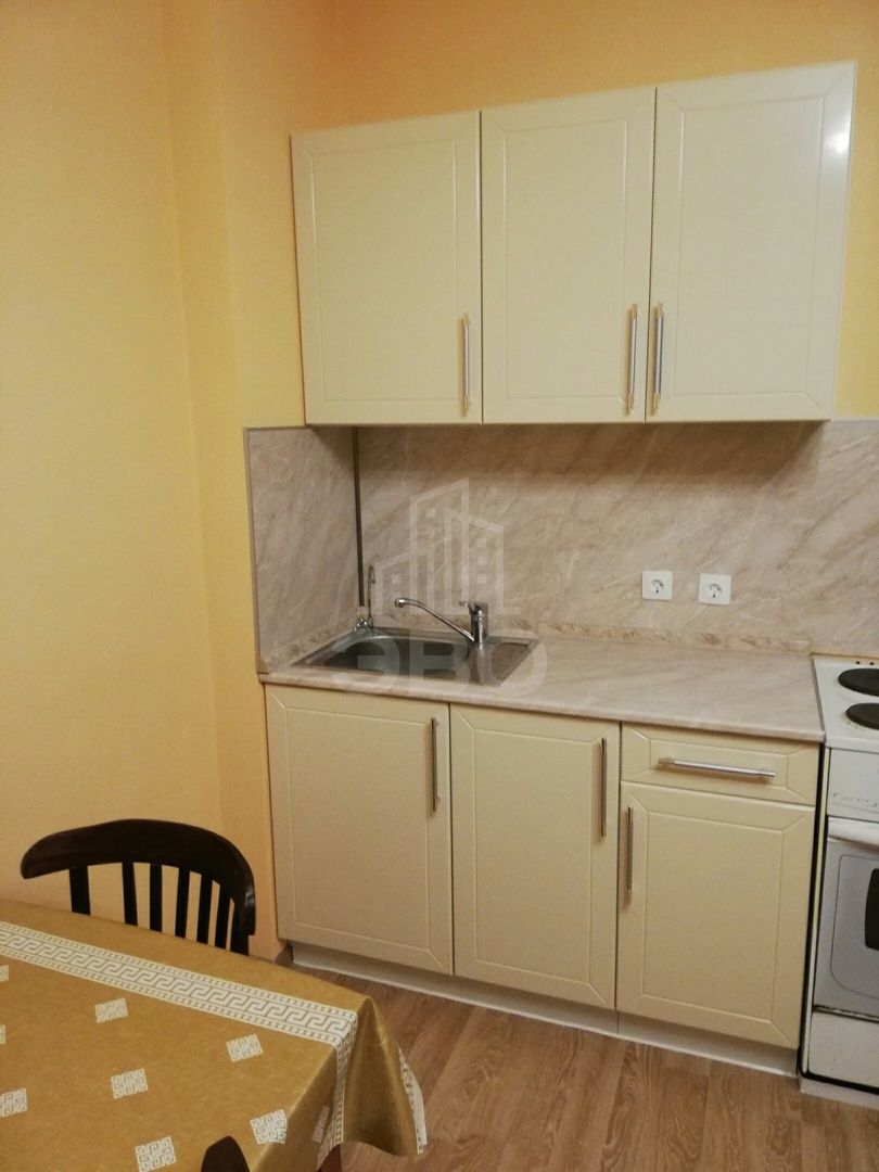 однокомнатная квартира в Санкт-Петербурге по адресу: Ветеранов проспект, 171, к 5