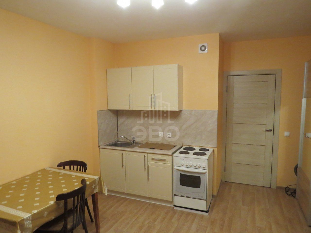 однокомнатная квартира в Санкт-Петербурге по адресу: Ветеранов проспект, 171, к 5