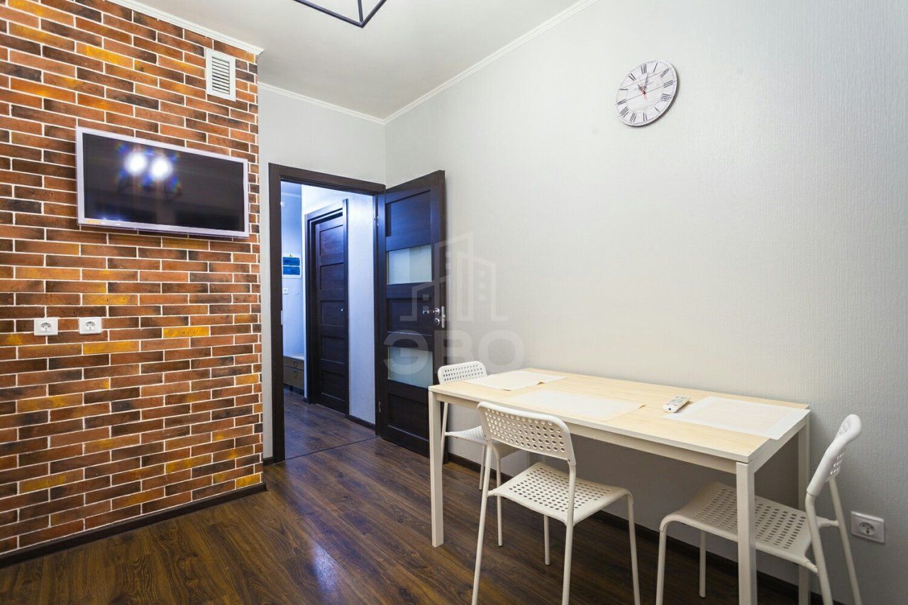 однокомнатная квартира в Санкт-Петербурге по адресу: Ветеранов проспект, 171, к 5