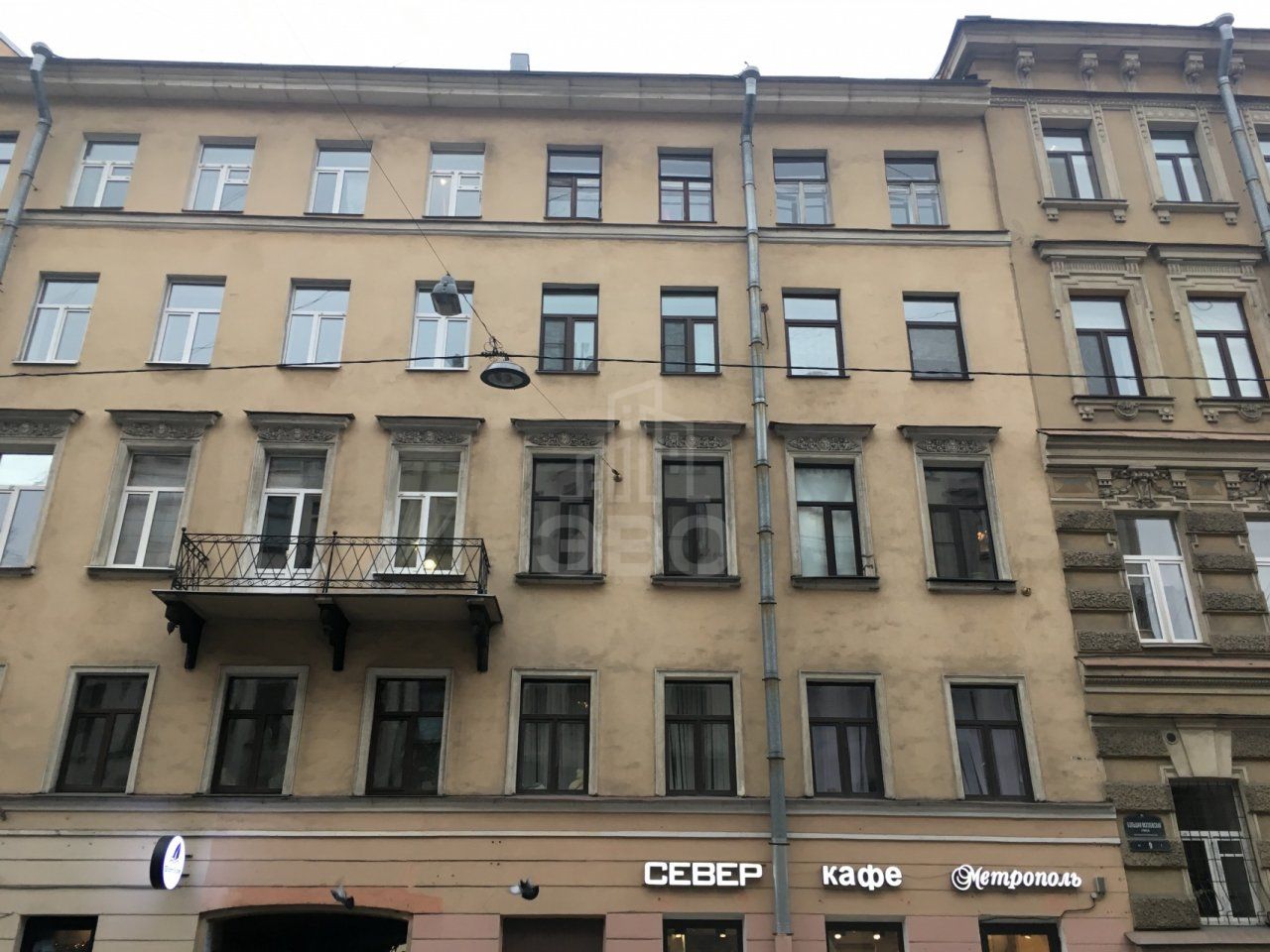 трехкомнатная квартира в Санкт-Петербурге по адресу: Большая Московская ул., 11