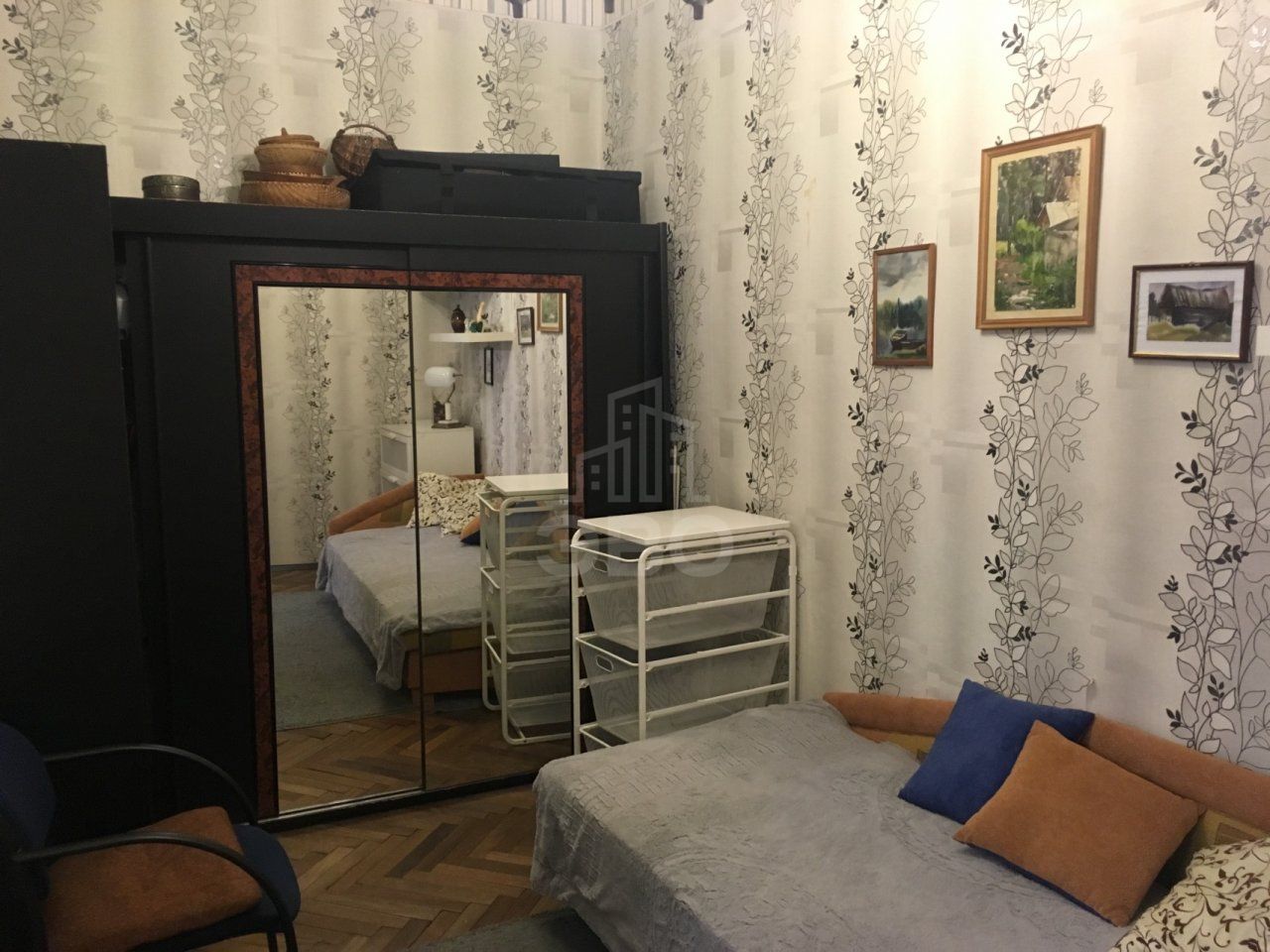 трехкомнатная квартира в Санкт-Петербурге по адресу: Большая Московская ул., 11