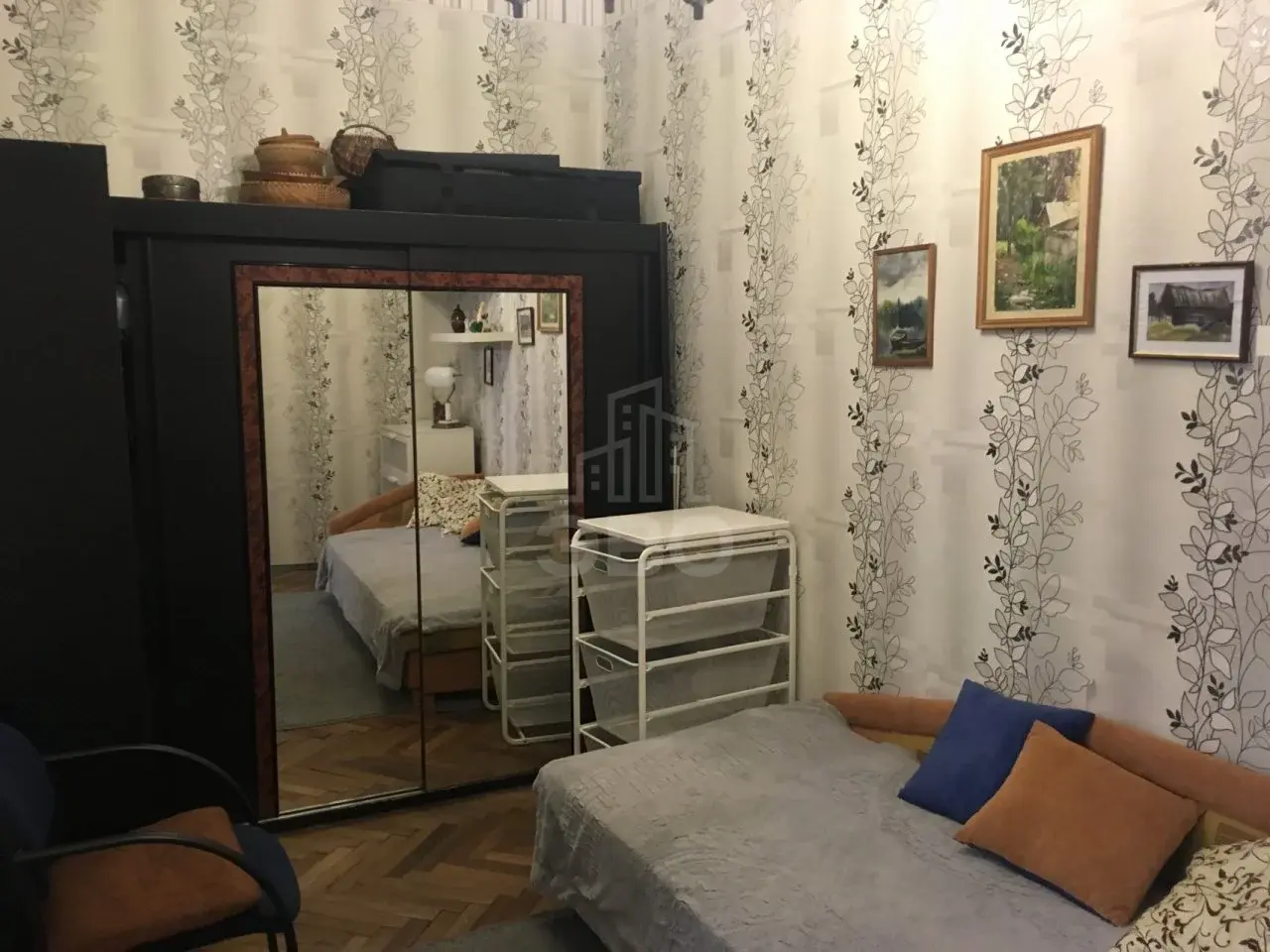 трехкомнатная квартира в Санкт-Петербурге по адресу: Большая Московская ул., 11