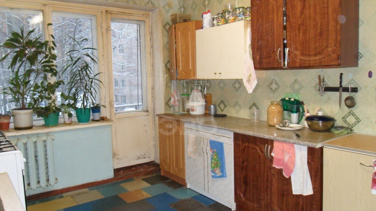 комната в Санкт-Петербурге по адресу: Брянцева ул., 19