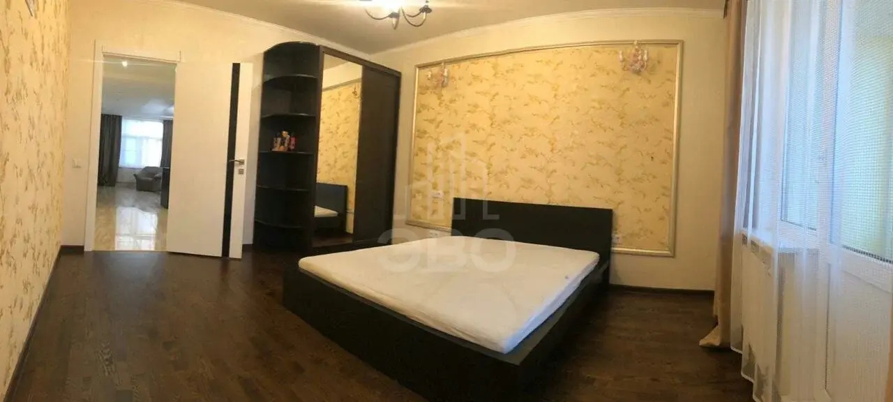 трехкомнатная квартира в Санкт-Петербурге по адресу: Егорова ул., 25