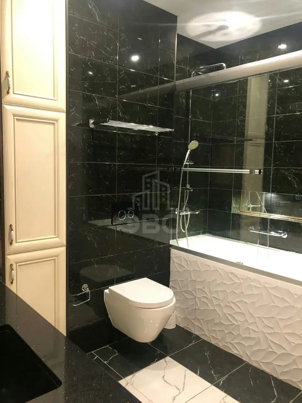 трехкомнатная квартира в Санкт-Петербурге по адресу: Егорова ул., 25