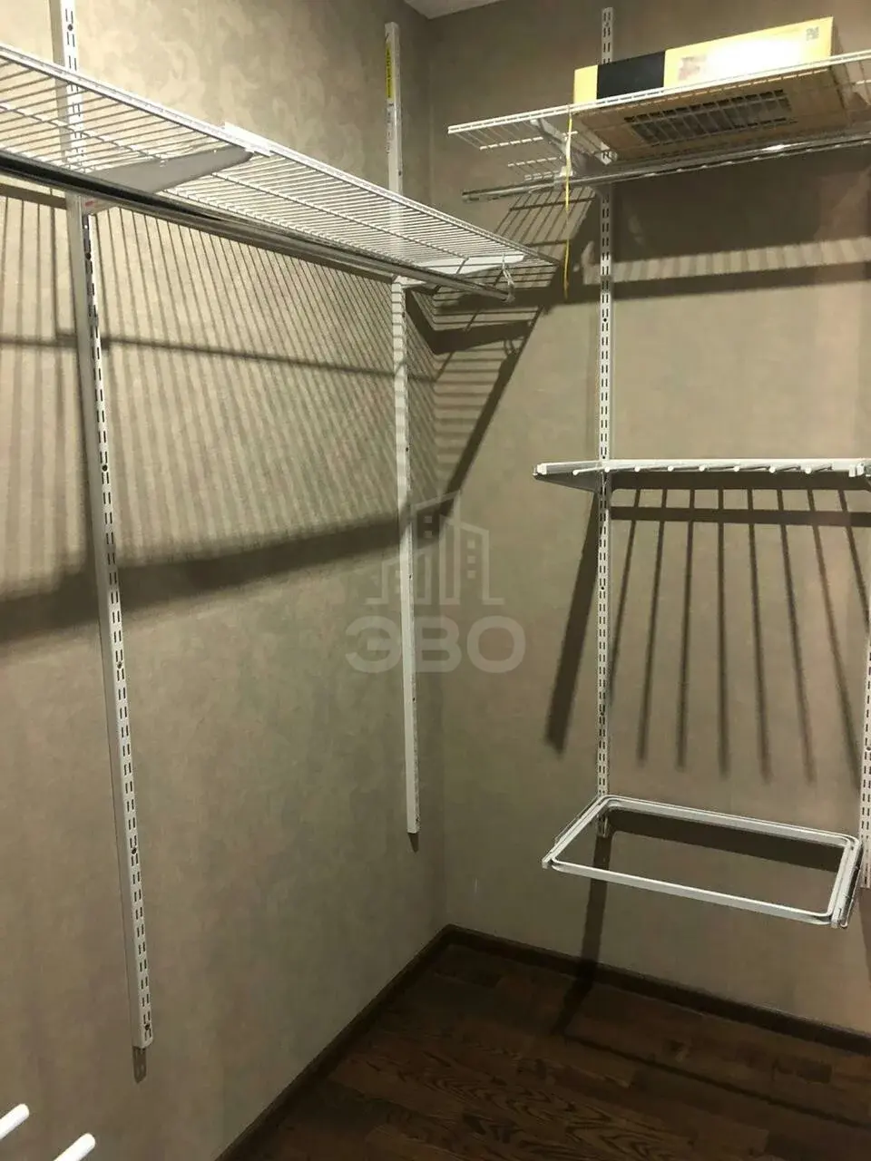трехкомнатная квартира в Санкт-Петербурге по адресу: Егорова ул., 25