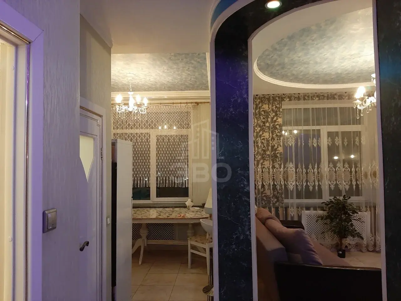 двухкомнатная квартира в Санкт-Петербурге по адресу: Новгородская ул., 25