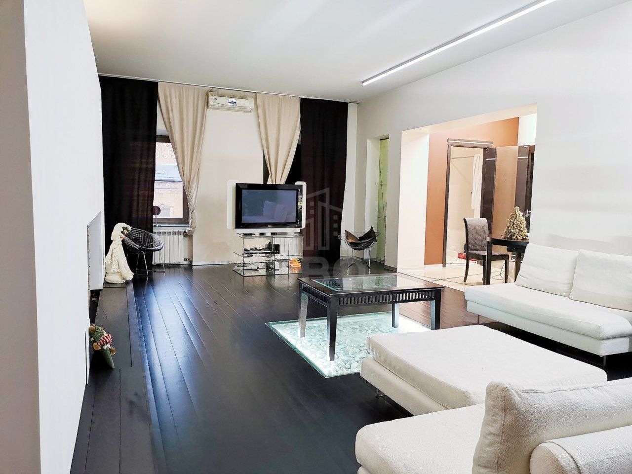 трехкомнатная квартира в Санкт-Петербурге по адресу: Миллионная ул., 19