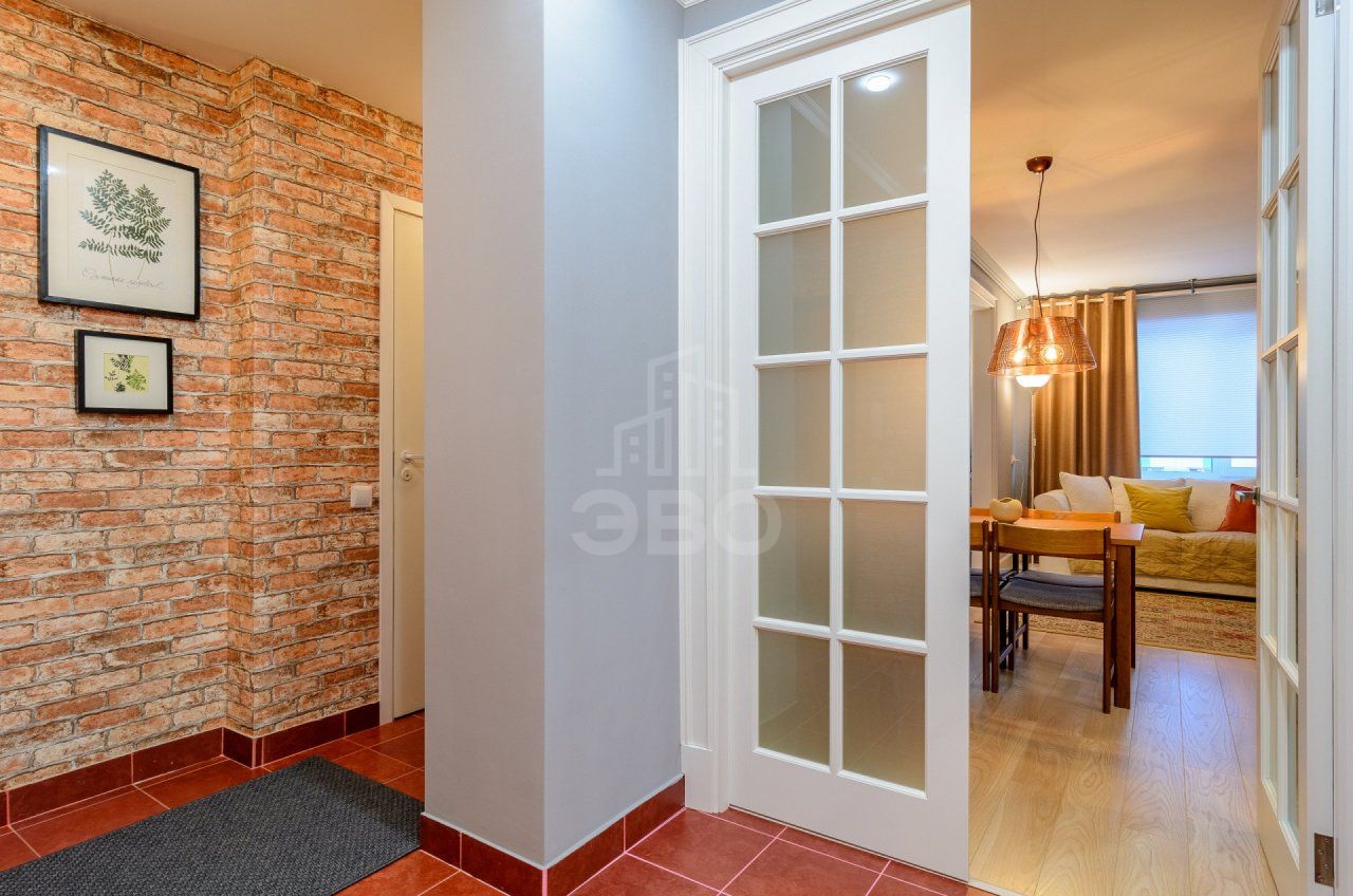 двухкомнатная квартира в Санкт-Петербурге по адресу: Маршала Казакова ул., 14