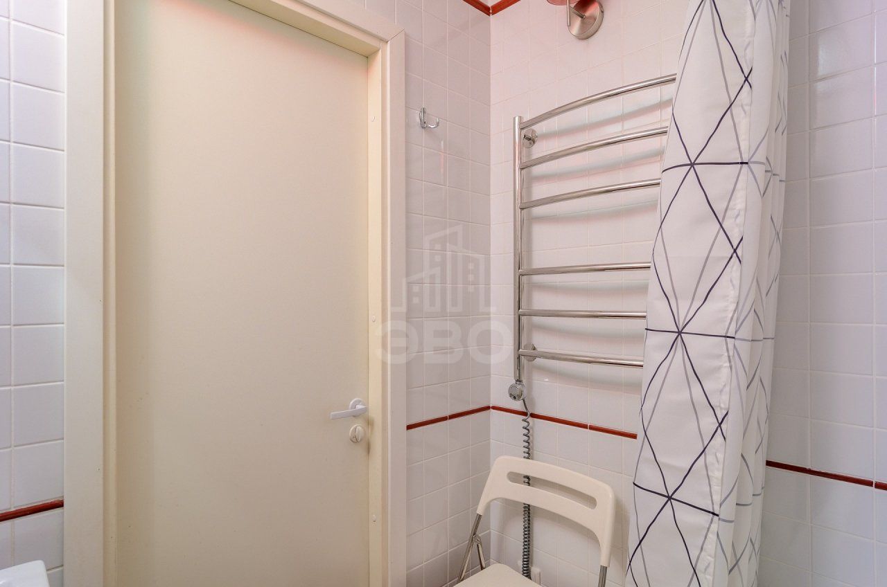 двухкомнатная квартира в Санкт-Петербурге по адресу: Маршала Казакова ул., 14