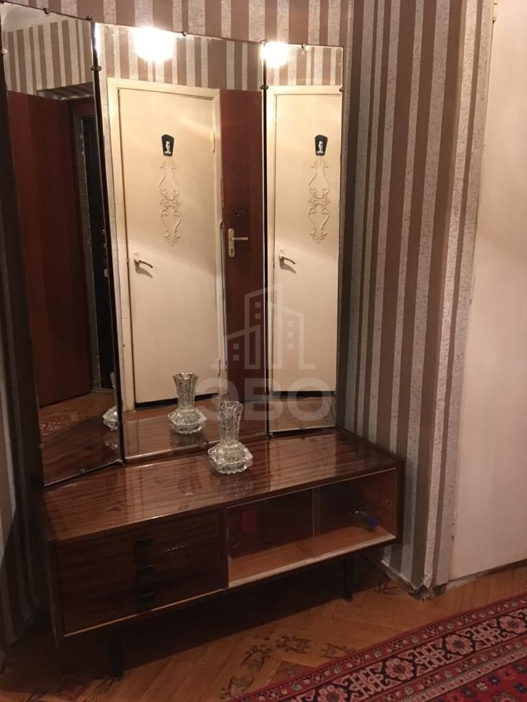 однокомнатная квартира в Санкт-Петербурге по адресу: Конюшенная ул., 27/44