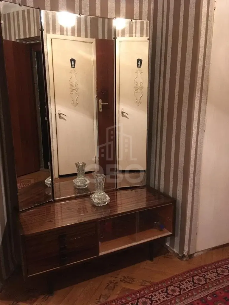 однокомнатная квартира в Санкт-Петербурге по адресу: Конюшенная ул., 27/44