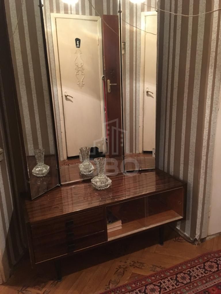 однокомнатная квартира в Санкт-Петербурге по адресу: Конюшенная ул., 27/44