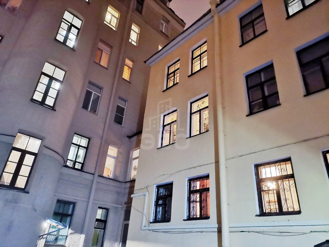 комната в Санкт-Петербурге по адресу: 9-я В.О. линия, 26