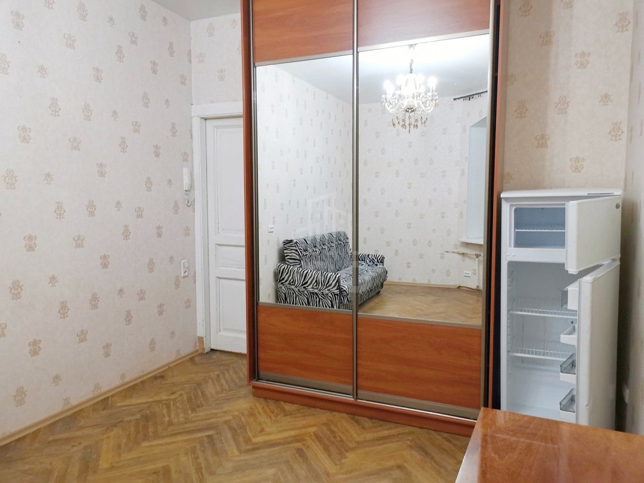 комната в Санкт-Петербурге по адресу: 9-я В.О. линия, 26