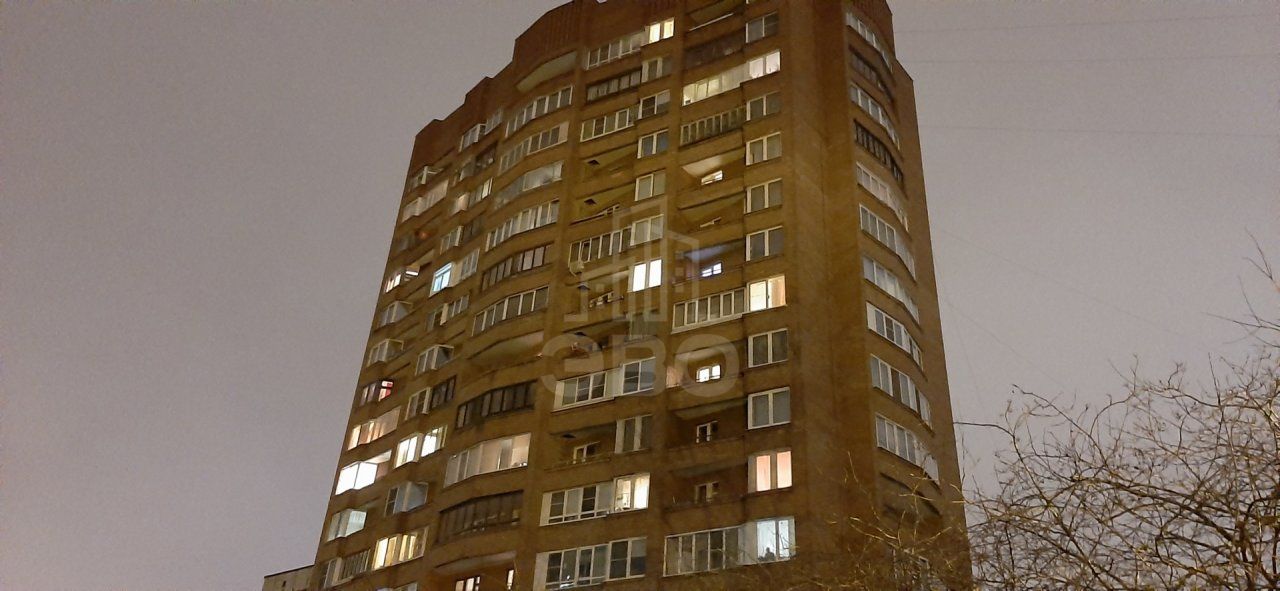 однокомнатная квартира в Санкт-Петербурге по адресу: Большевиков проспект, 3, к 2